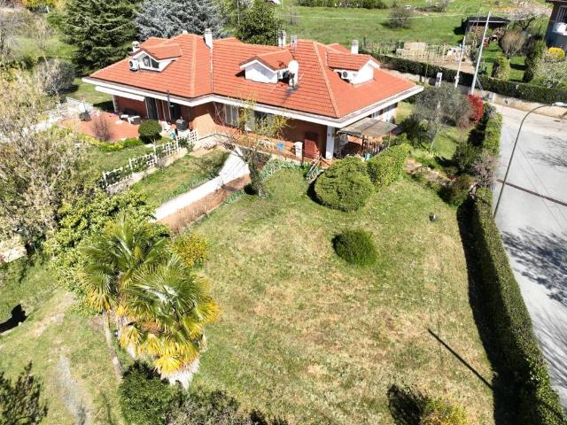 Villa Indipendente in vendita a Campetto, Piemonte