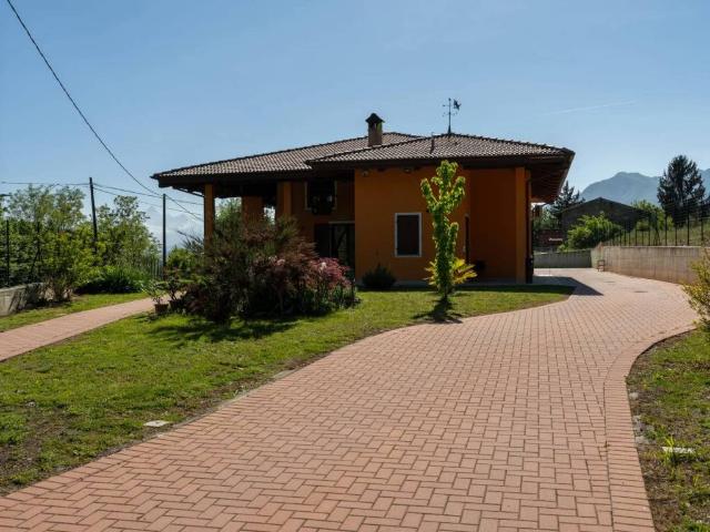 Villa Indipendente in vendita a Campetto, Piemonte