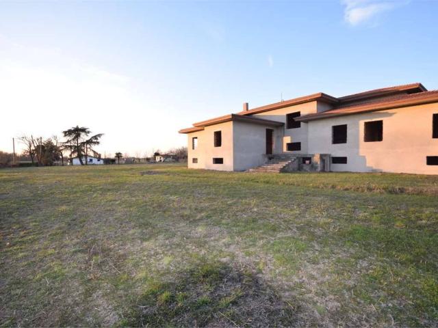 Villa Indipendente in vendita a Piove Di Sacco, Veneto