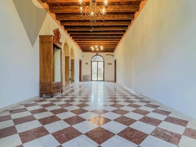 Villa Indipendente in vendita a Piove Di Sacco, Veneto