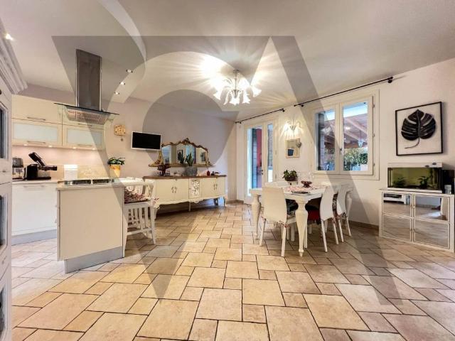 Villa Indipendente in vendita a Piove Di Sacco, Veneto