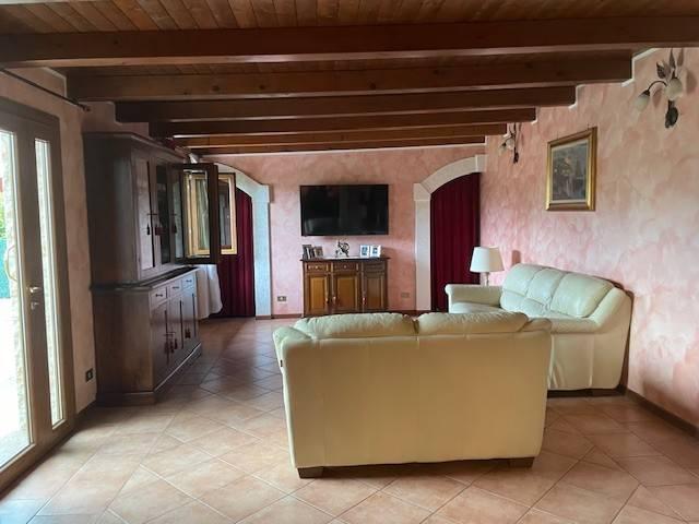Villa Indipendente in vendita a Quartiere Sant'Anna, Piove Di Sacco