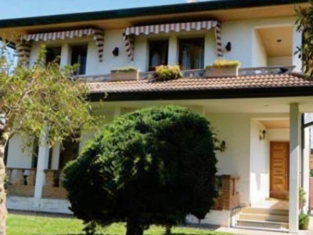 Villa Indipendente in vendita a Corte, Piove di Sacco