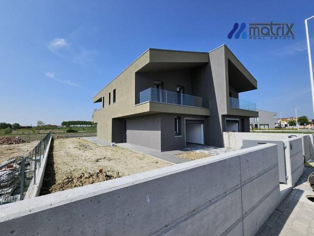 Villa Indipendente in vendita a Quartiere Sant'Anna, Piove Di Sacco