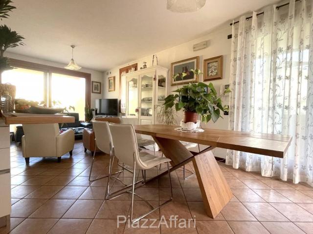 Villa Indipendente in vendita a Quartiere Sant'Anna, Piove Di Sacco
