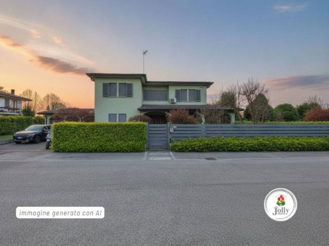 Villa Indipendente in vendita a Quartiere Sant'Anna, Piove Di Sacco