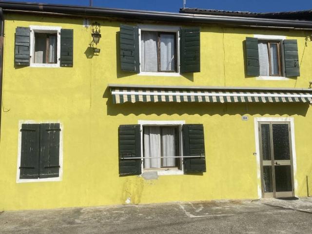 Villa Indipendente in vendita a Corte, Piove Di Sacco