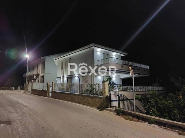 Villa Indipendente in vendita a Piraino, Sicilia
