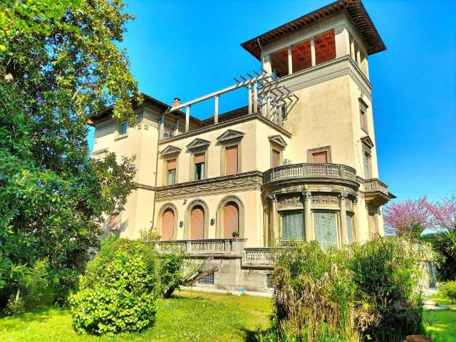 Villa Indipendente in vendita a Pisa