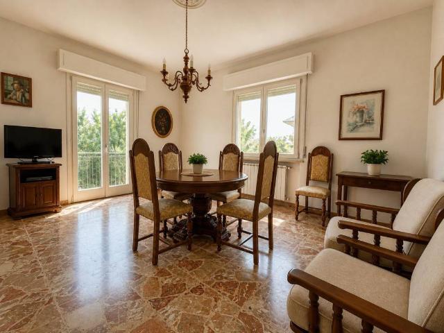 Villa Indipendente in vendita a Pisa, Toscana