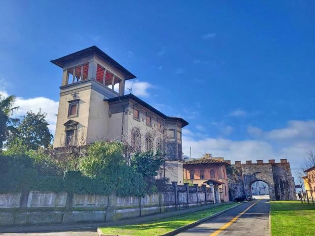 Villa Indipendente in vendita a Porta a Mare, Pisa
