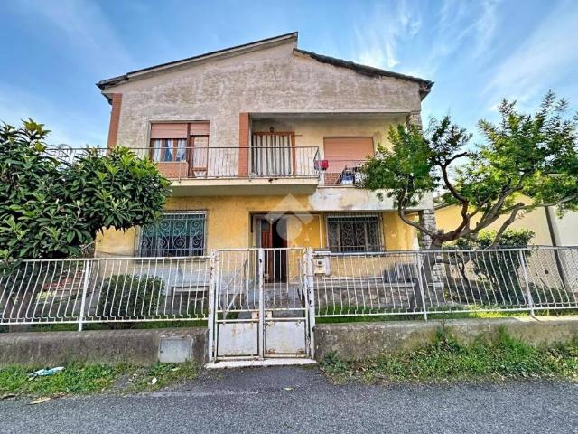 Villa Indipendente in vendita a Porta a Piagge, Pisa