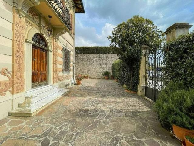 Villa Indipendente in vendita a Pisa, Toscana