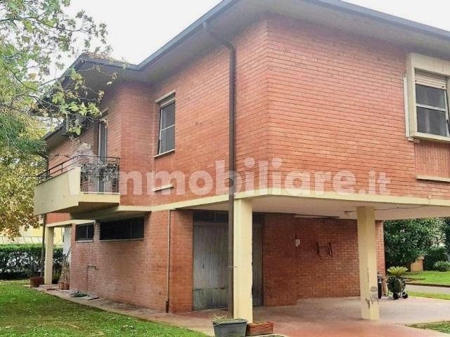 Villa Indipendente in vendita a Porta a Mare, Pisa