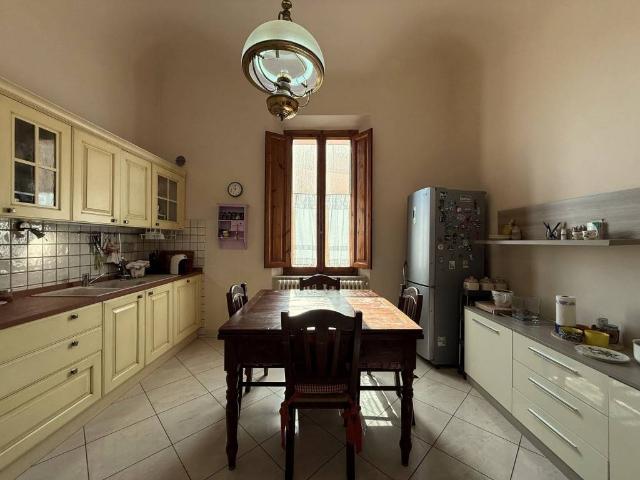 Villa Indipendente in vendita a Marina di Pisa, Pisa