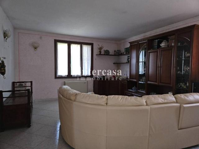 Villa Indipendente in vendita a Oratoio, Pisa