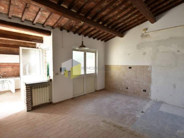 Villa Indipendente in vendita a Oratoio, Pisa