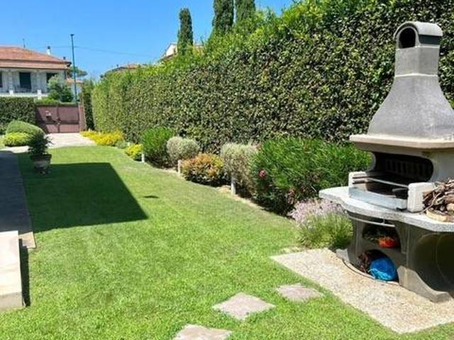 Villa Indipendente in vendita a Tirrenia, Pisa