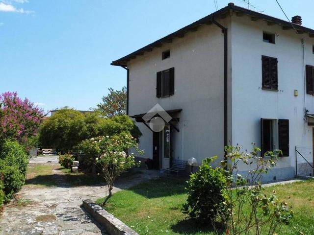 Villa Indipendente in vendita a Lo Sperone, Pistoia