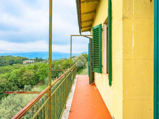 Villa Indipendente in vendita a Pistoia, Toscana