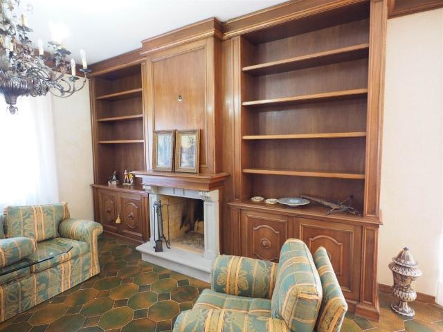 Villa Indipendente in vendita a Casermette, Pistoia