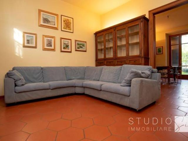 Villa Indipendente in vendita a La Vergine, Pistoia