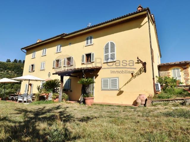 Villa Indipendente in vendita a Piazza, Pistoia