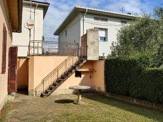Villa Indipendente in vendita a Capostrada, Pistoia