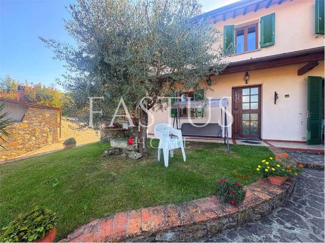 Villa Indipendente in vendita a Capostrada, Pistoia