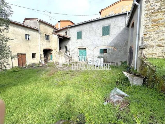 Villa Indipendente in vendita a Pistoia, Toscana