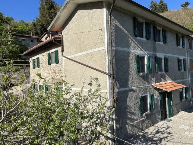 Villa Indipendente in vendita a Pistoia, Toscana