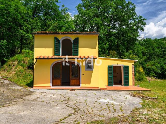 Villa Indipendente in vendita a Podere San Luigi, Pistoia