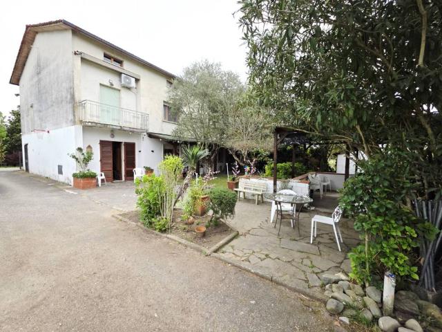 Villa Indipendente in vendita a Bonelle, Pistoia