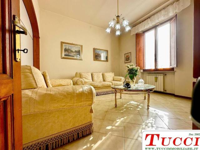 Villa Indipendente in vendita a La Vergine, Pistoia