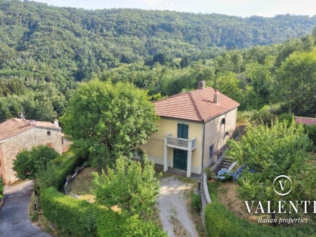 Villa Indipendente in vendita a Pistoia, Toscana