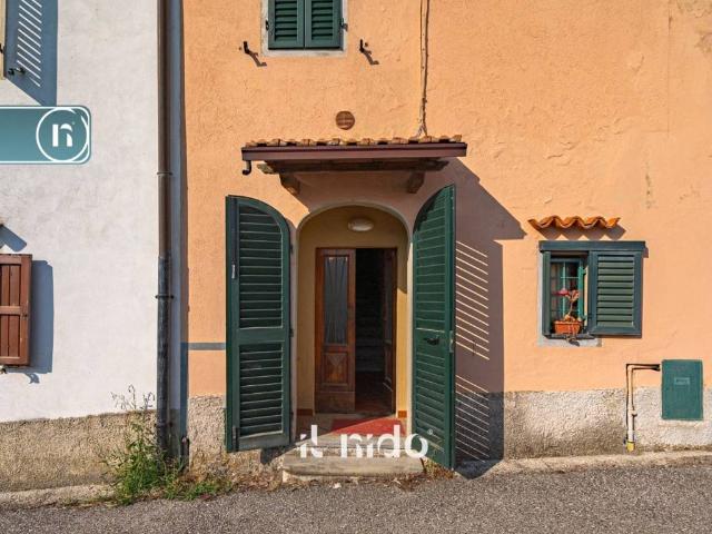 Villa Indipendente in vendita a Pistoia, Toscana