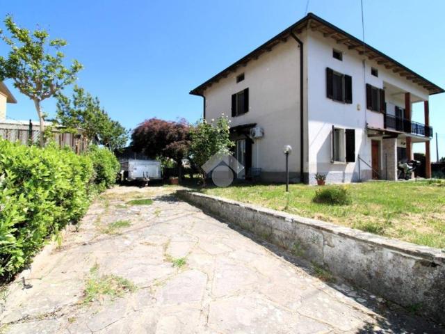 Villa Indipendente in vendita a Lo Sperone, Pistoia