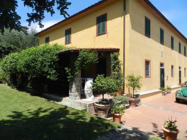 Villa Indipendente in vendita a Chiesina Montalese, Pistoia