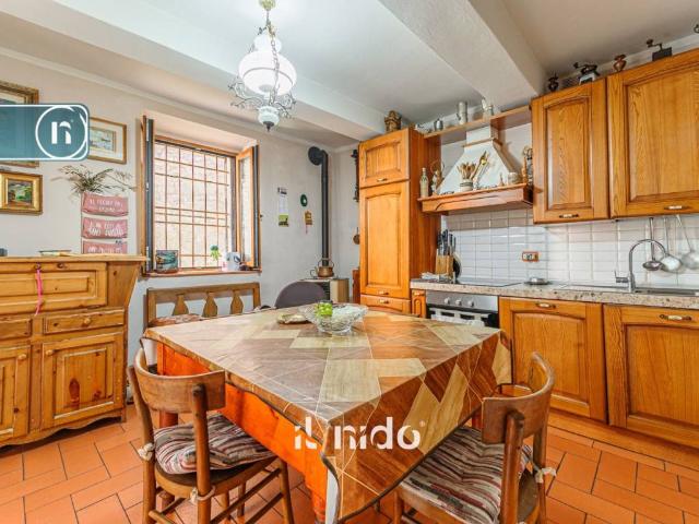 Villa Indipendente in vendita a Pistoia, Toscana
