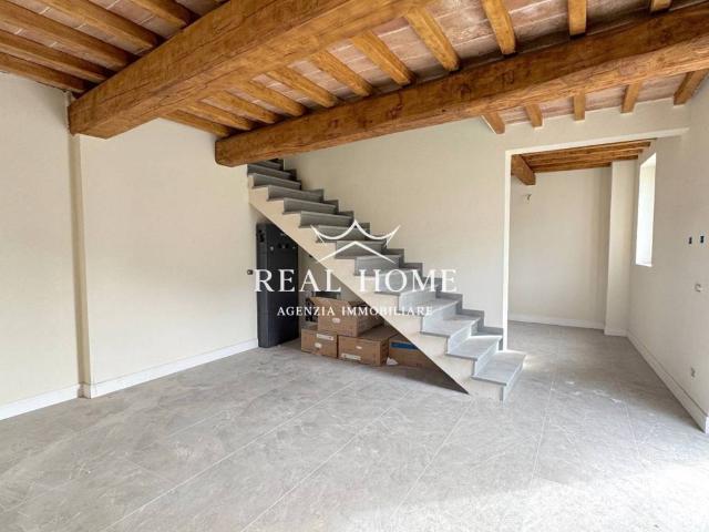 Villa Indipendente in vendita a Pontelungo, Pistoia
