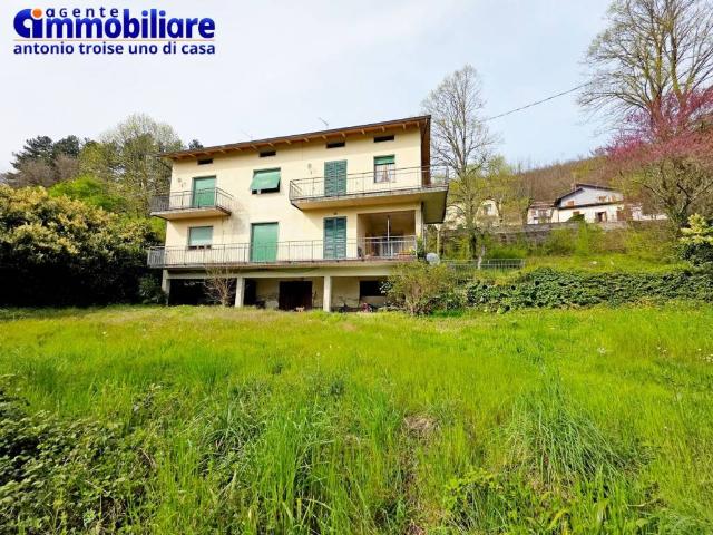 Villa Indipendente in vendita a Pistoia, Toscana