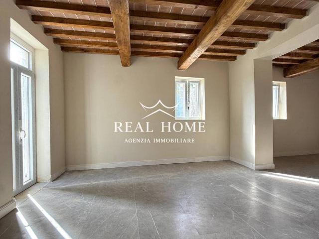 Villa Indipendente in vendita a Pontelungo, Pistoia
