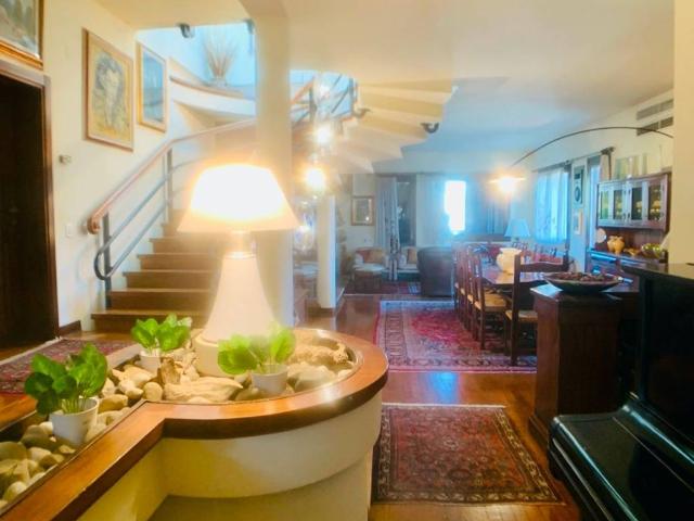 Villa Indipendente in vendita a Pistoia, Toscana