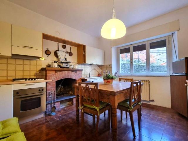 Villa Indipendente in vendita a Pistoia, Toscana