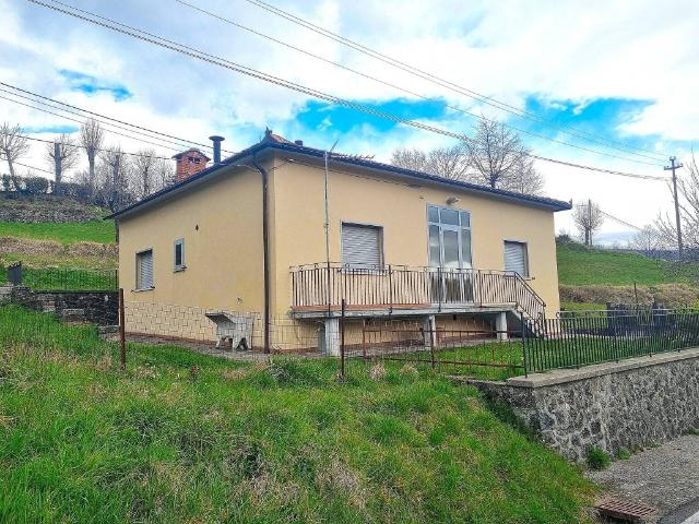 Villa Indipendente in vendita a Pistoia, Toscana