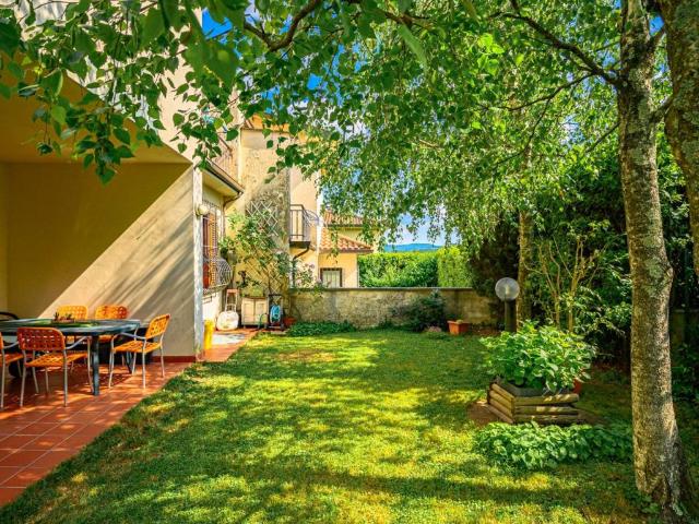 Villa Indipendente in vendita a Pontelungo, Pistoia