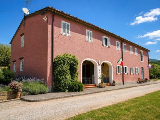 Villa Indipendente in vendita a Pistoia, Toscana