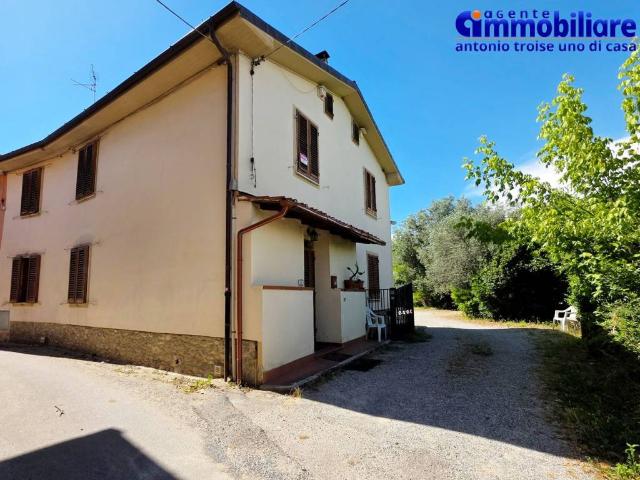 Villa Indipendente in vendita a San Pantaleo, Pistoia