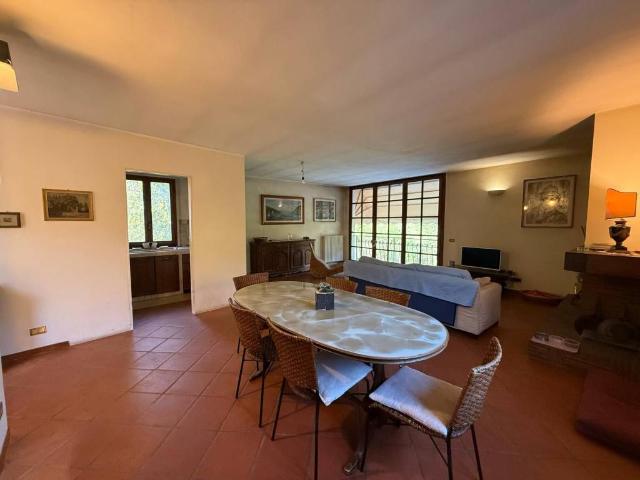 Villa Indipendente in vendita a Pistoia, Toscana