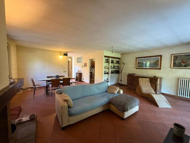 Villa Indipendente in vendita a Pistoia, Toscana